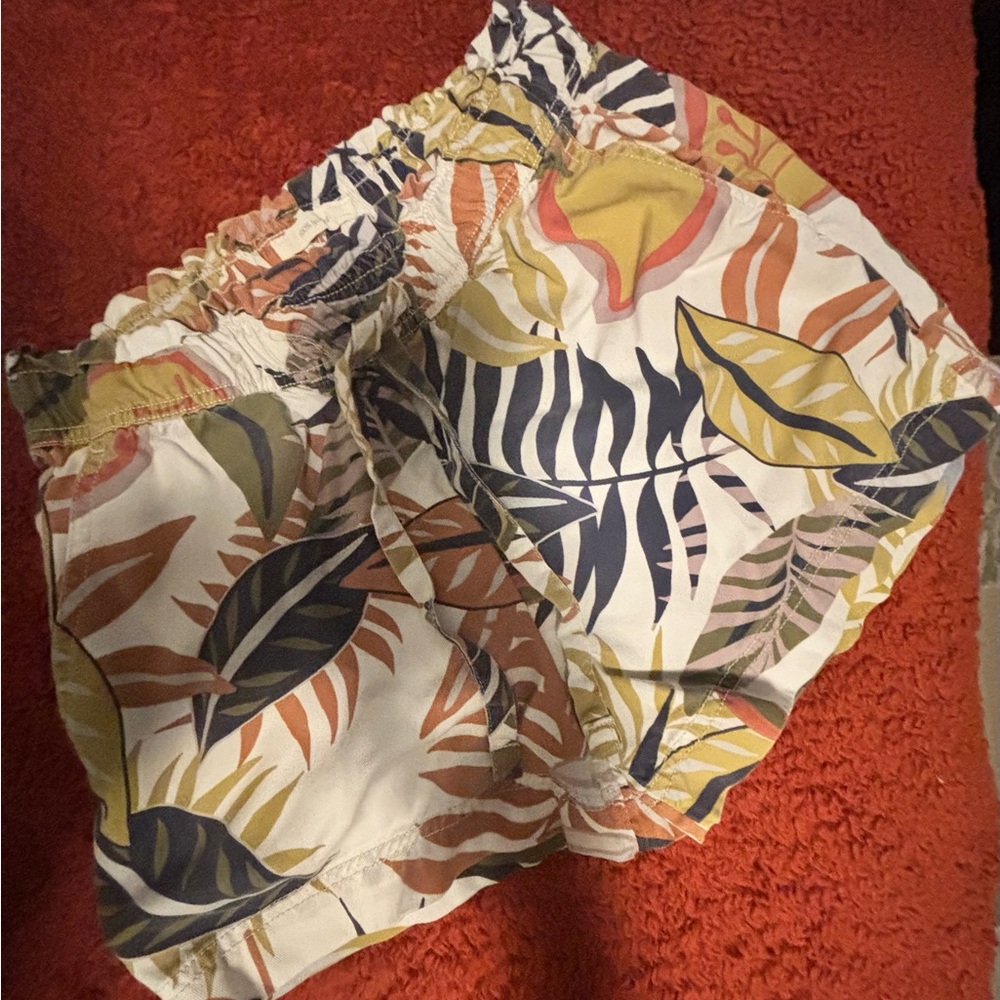 C.C Tropical Leaf Print Elastic Waist Shorts - Cream Navy Mustard Rust Olive